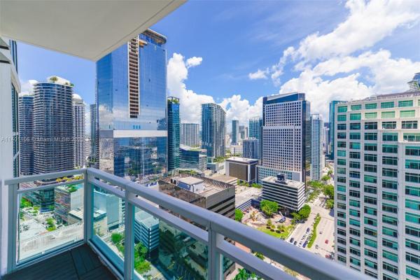 The Plaza On Brickell West, 951 Brickell Ave #3301, Miami, Florida 33131, image 2