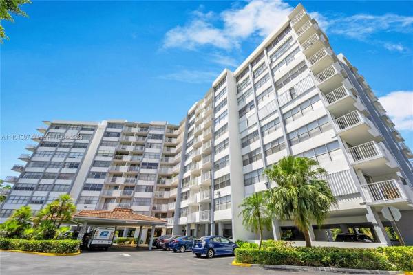 Wilshire, 1300 NE Miami Gardens Dr #1010E, Ojus, Florida 33179, image 1