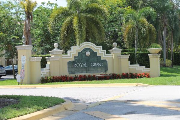 Royal Grand, 2600 S University Dr #216, Davie, Florida 33328, image 1