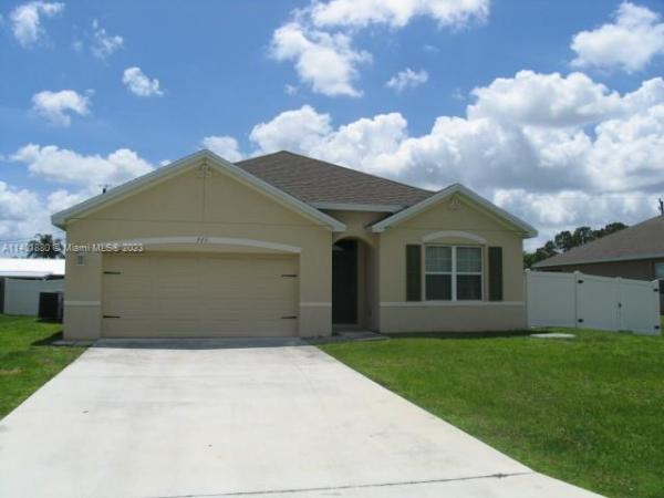 Northport Village, 773 NW Orchid St, Port St. Lucie, Florida 34983, image 2