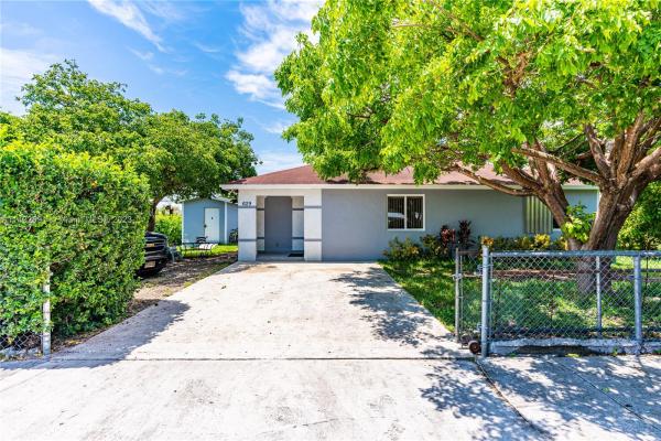 Central Commercial Homestead, 629 SW 7th St, Homestead, Florida 33030, image 1