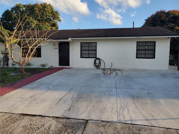 Howitt, 3370 NW 194th Ter, Miami Gardens, Florida 33056, image 1