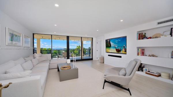 The Coconut Grove Bayshore, 2575 S Bayshore Dr #5A, Miami, Florida 33133, image 1