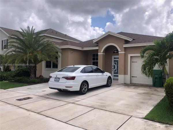 Bay Gardens, 24830 SW 122nd Pl, Princeton, Florida 33032, image 1