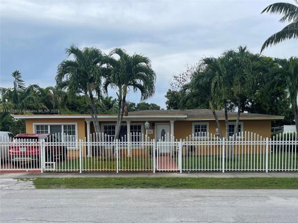 Carol City, 4521 NW 176th Ter, Miami Gardens, Florida 33055, image 2