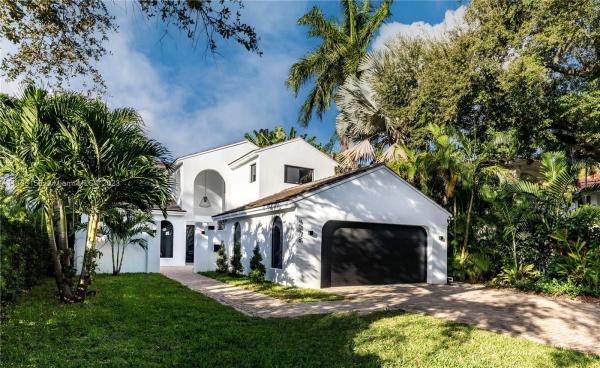 Coconut Grove Manor, 4075 Battersea Rd, Miami, Florida 33133, image 1