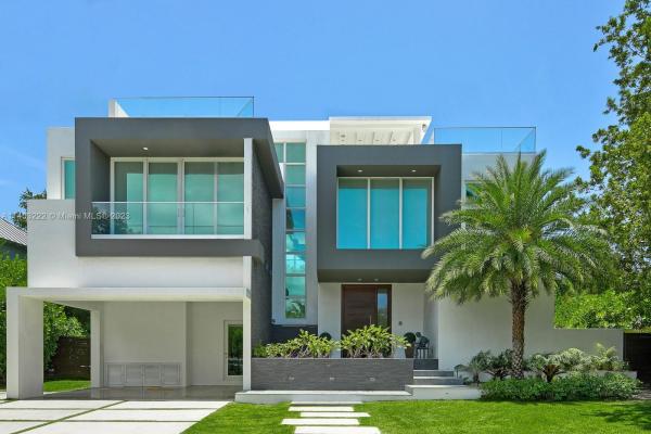 Tropical Isle Homes, 141 Harbor Dr, Key Biscayne, Florida 33149, image 2