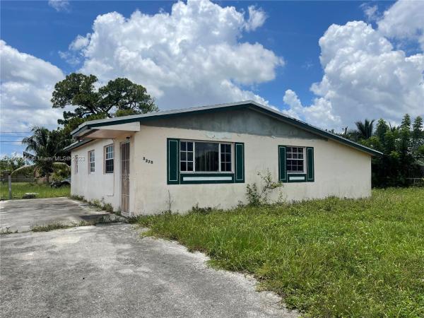 Riverdale Estates, 3270 NW 210th Ter, Miami Gardens, Florida 33056, image 2