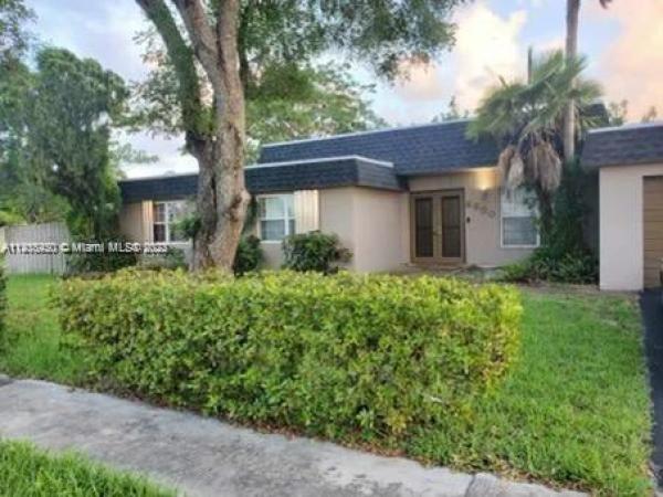 Sunflower, 6900 NW 82nd Ct, Tamarac, Florida 33321, image 1