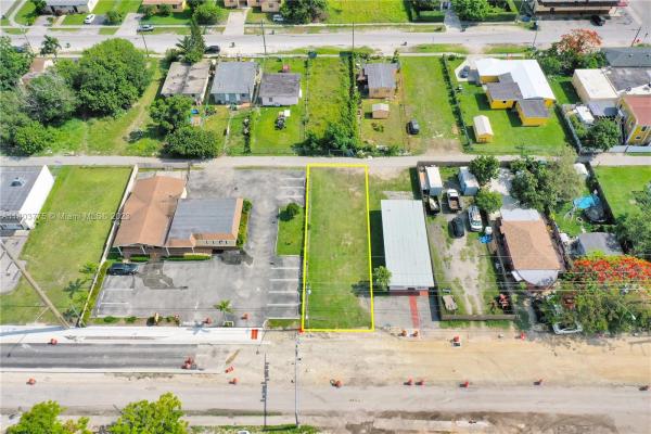 Central Commercial Homestead, 647 SW 8th St, Homestead, Florida 33030, image 1