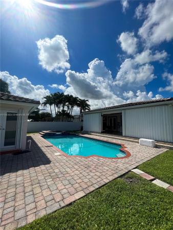 Saratoga Heights, Hialeah, Florida 33013, image 1