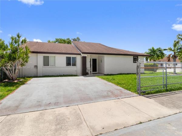 Oak Park, 20410 SW 122nd Pl, South Miami Heights, Florida 33177, image 1