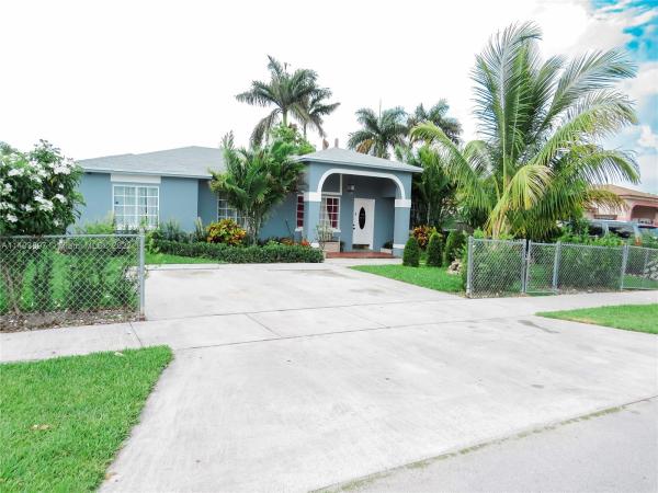 Salma Lake, 14225 SW 296th St, Leisure City, Florida 33033, image 1