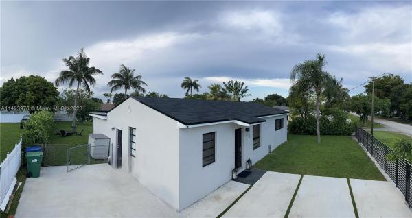 Arcola Gardens, 1071 NW 85th St, West Little River, Florida 33150, image 1