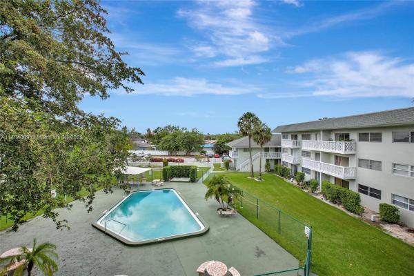 Village Green, 4200 NW 3rd Ct #311, Plantation, Florida 33317, image 1