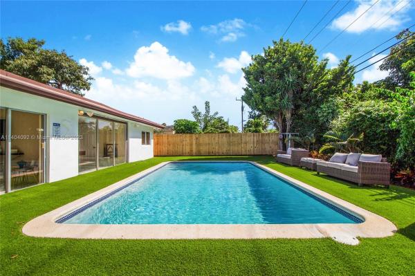 Overbrook Shores, 110 NW 125th St, North Miami, Florida 33168, image 2