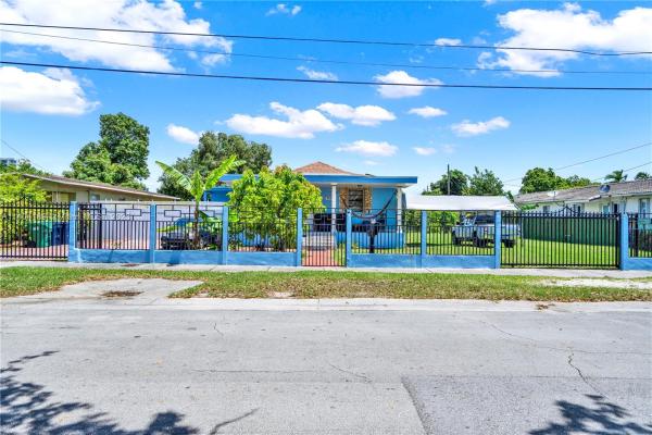 3339 NW 33rd St, Unincorporated Dade County, Florida 33142, image 2