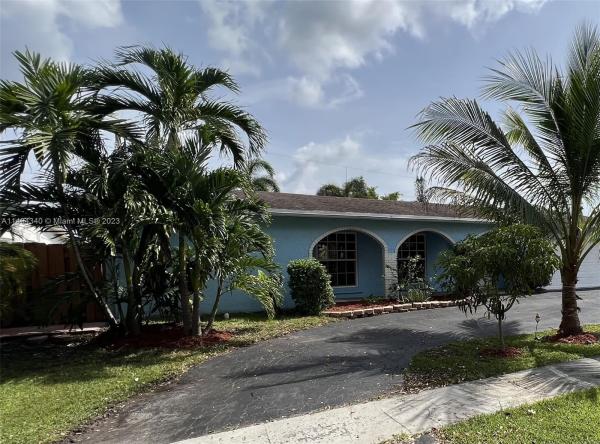 Twin Lakes, 11621 NW 29th Pl, Sunrise, Florida 33323, image 2