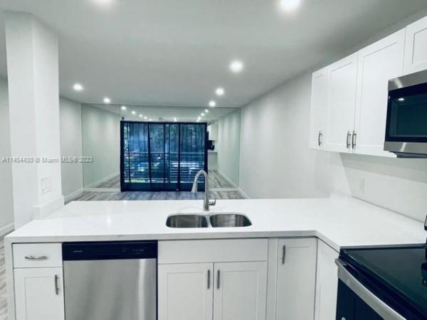 Sterling 56, 5790 Stirling Rd #212, Hollywood, Florida 33021, image 1