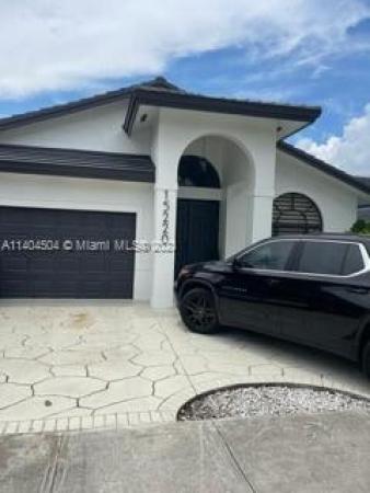 West Lakes Gardens, 15220 NW 89th Ave, Miami Lakes, Florida 33018, image 1