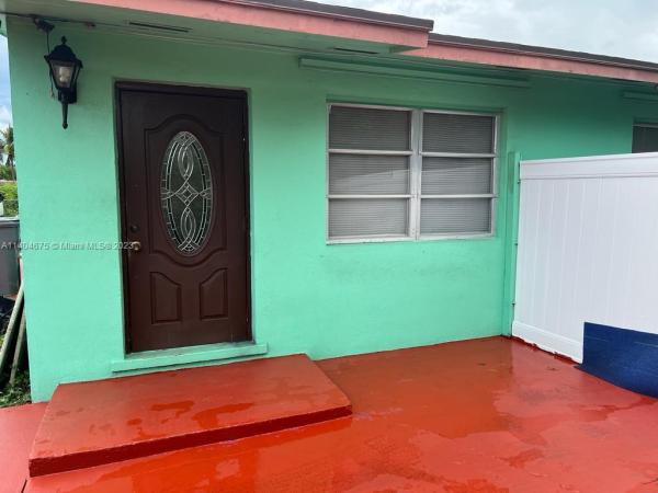 Pine Air, 1329 Sunrise Rd, West Palm Beach, Florida 33406, image 1