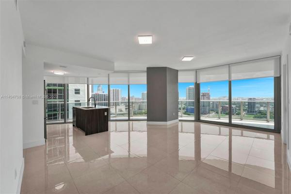 Aria On The Bay, 488 NE 18th St #2500, Miami, Florida 33132, image 2
