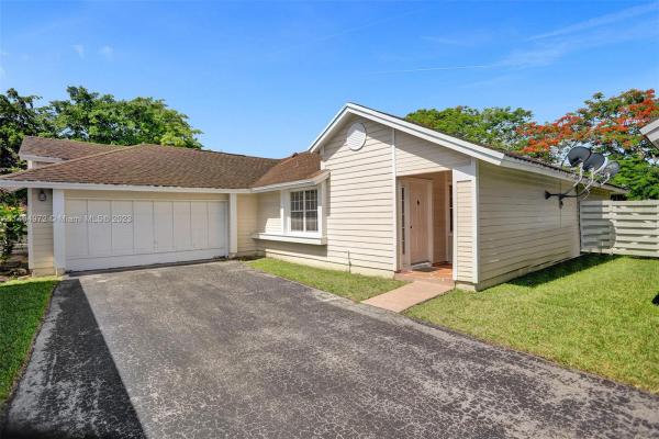 Royal Glen, 10384 SW 141st Ct, The Hammocks, Florida 33186, image 1