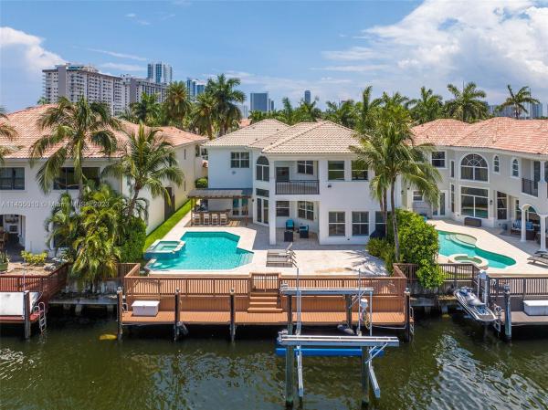 Harbor Pointe, 1120 Hatteras Ln, Hollywood, Florida 33019, image 1
