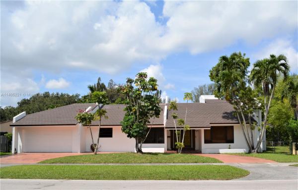 Country Club Estates, 34 S Royal Poinciana Blvd, Miami Springs, Florida 33166, image 1