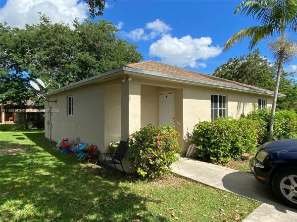 Homestead No HOA, 305 SW 6th Ter, Homestead, Florida 33030, image 1