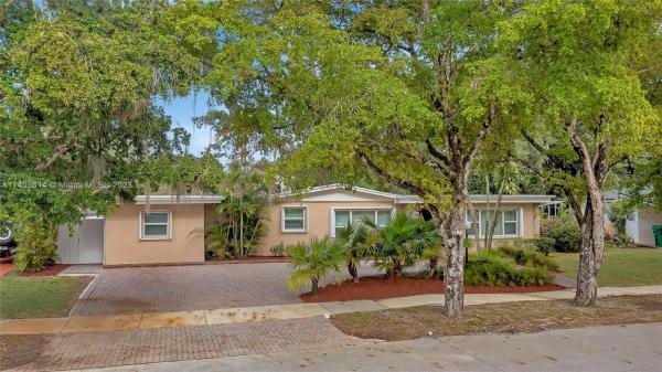 Heftler Homes Sunset Park, 8515 SW 97th Rd, Kendall, Florida 33173, image 1