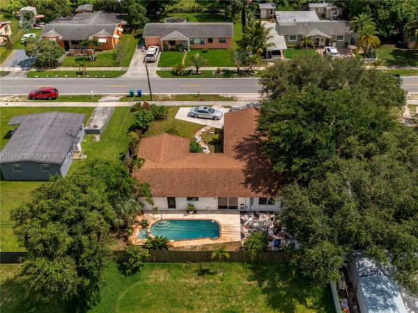 Liberty Gardens, 3619 NW 211th St, Miami Gardens, Florida 33056, image 1