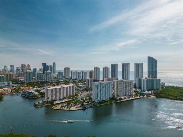 Coastal Towers, 400 Kings Point Dr #804, Sunny Isles Beach, Florida 33160, image 2