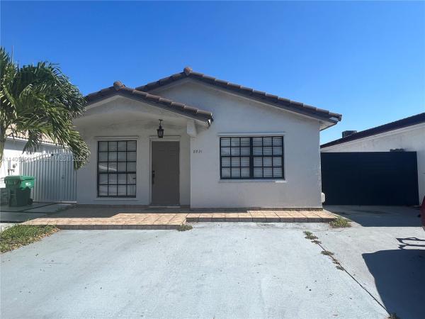 London Estates, 8821 NW 112th St, Hialeah Gardens, Florida 33018, image 1