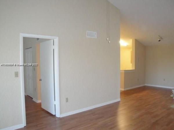 LakeView Club, 2861 N Oakland Forest Dr #303, Oakland Park, Florida 33309, image 1
