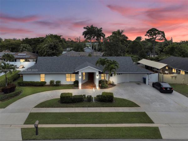 Briarwood, 920 Briarwood Dr, Haverhill, Florida 33415, image 1