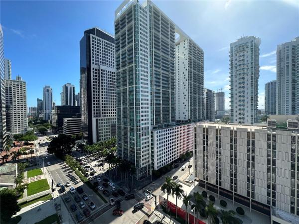 Icon Brickell Tower 3, 485 Brickell Ave #1605, Miami, Florida 33131, image 1