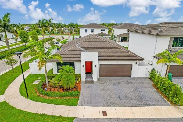 The Landings, 23439 SW 107th Pl, Princeton, Florida 33032, image 1