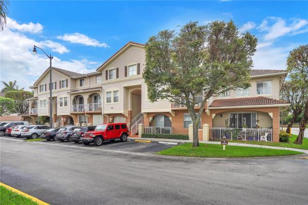 Century Park, 8886 W Flagler St #102, Fountainebleau, Florida 33174, image 1