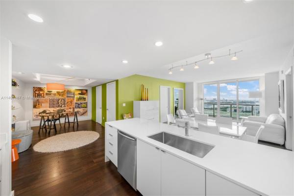 50 Biscayne, 50 Biscayne Blvd #3606, Miami, Florida 33132, image 2