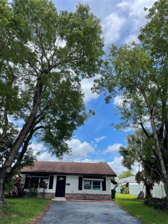 Westwood 17, 7107 NW 76th St, Tamarac, Florida 33321, image 1