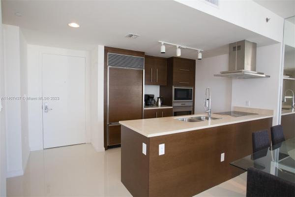 Icon Brickell Tower 3, 485 Brickell Ave #4603, Miami, Florida 33131, image 2
