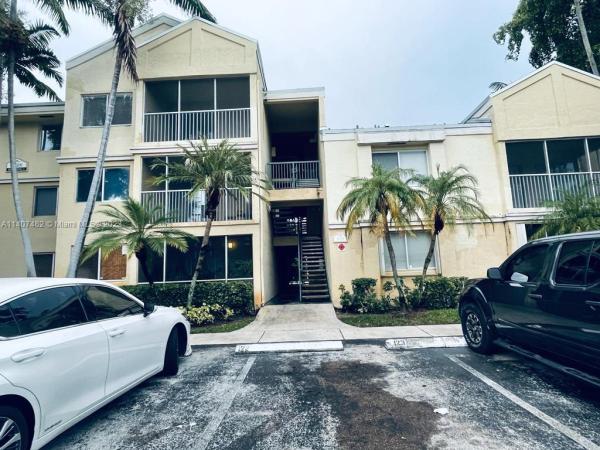 Sun Vista Gardens, 5686 Rock Island Rd #130, Tamarac, Florida 33319, image 1