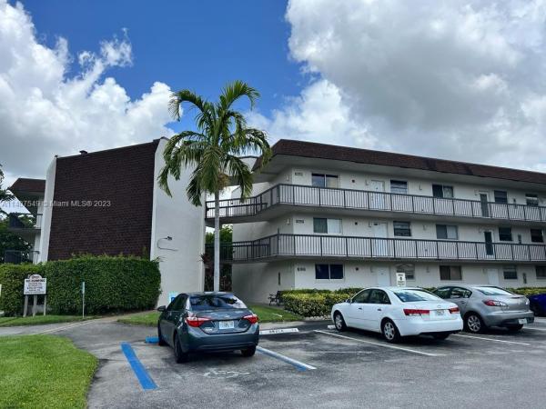 Omega, Plantation, Florida 33313, image 2