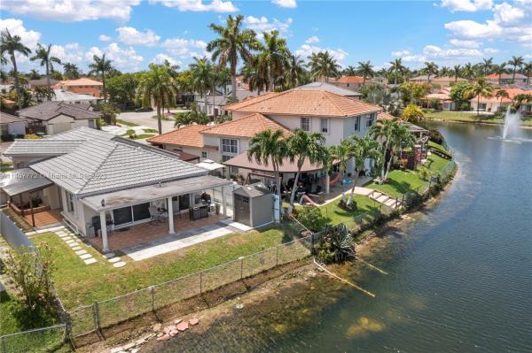 Shoma Homes At Tamiami, 886 NW 132nd Ave, Tamiami, Florida 33182, image 1