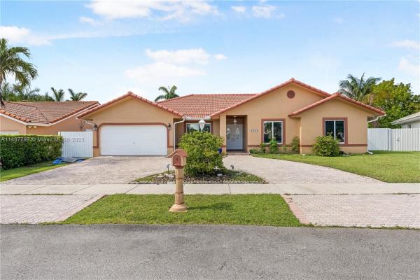 3260 SW 134th Ave, Tamiami, Florida 33175, image 2