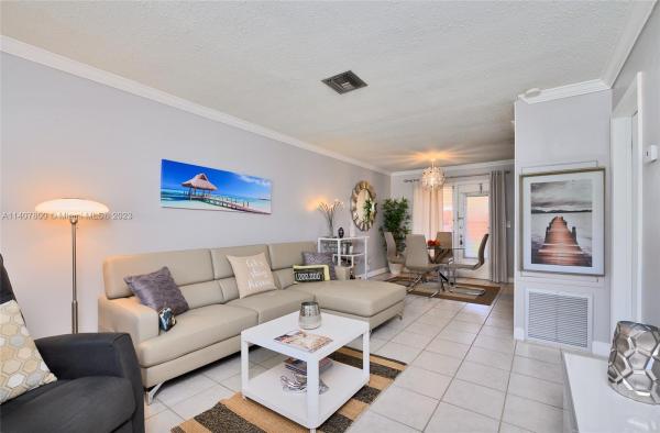 Coronet Manor, 2236 Taylor St #3, Hollywood, Florida 33020, image 1