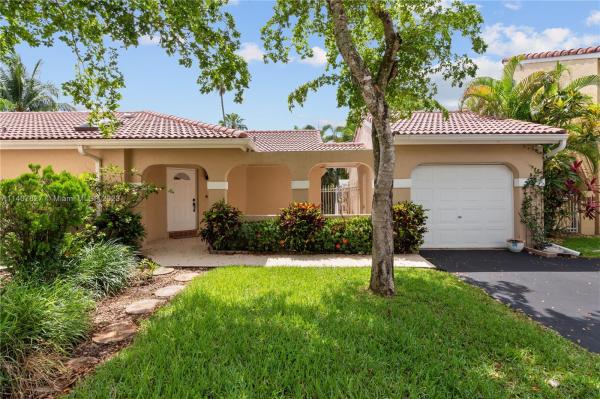 Garden Homes At Country Isles, 1427 Seagrape Cir, Weston, Florida 33326, image 1