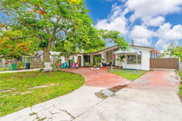 Curtiss Park, 621 Jann Ave, Opa-Locka, Florida 33054, image 1