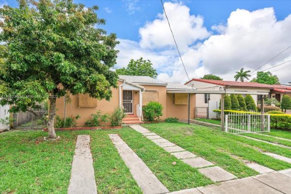 Grapeland Park, 2510 SW 20th St, Miami, Florida 33145, image 1